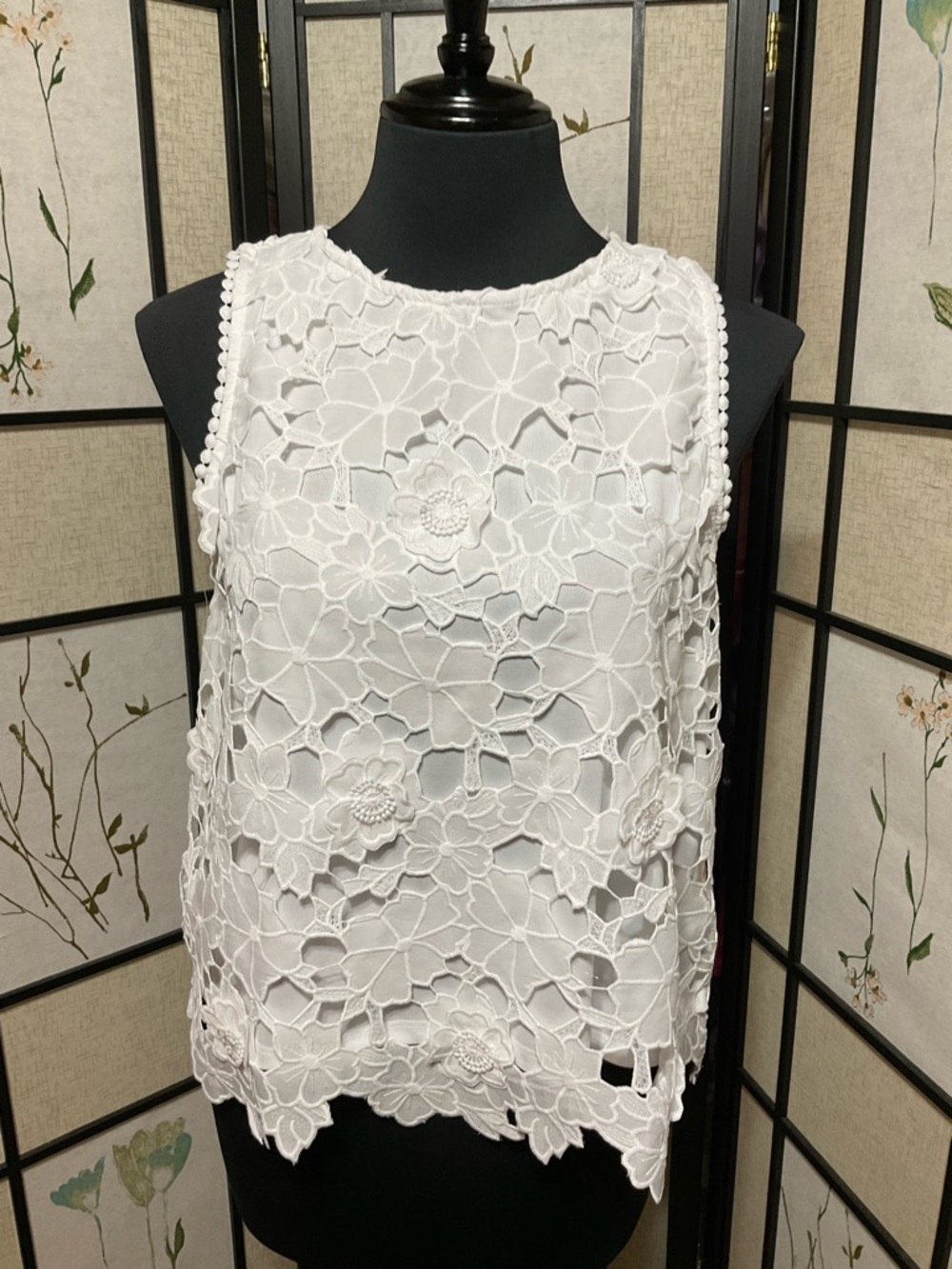 Cupio Juliana Lace Sleeveless Top